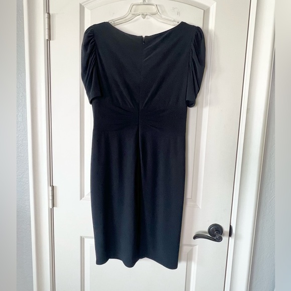 Jones New York Dress Black V-Neck Ruched and Lined Midi Dress Size 14 - Picture 6 of 9